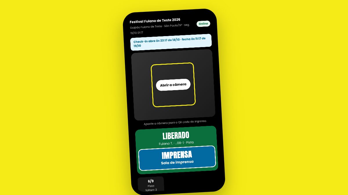 Celular da portaria liberando uma credencial: faixa grande colorida com a categoria Imprensa e o local de acesso.